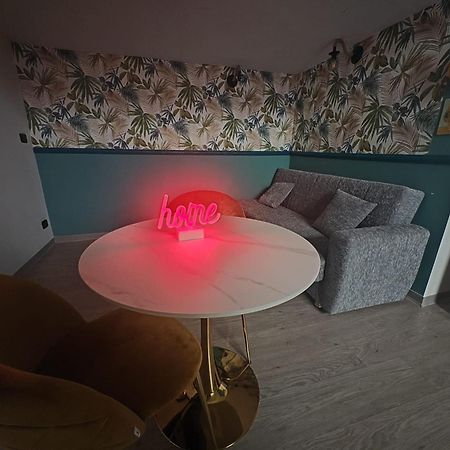 Lux Loft In Centro Apartment บารี ภายนอก รูปภาพ